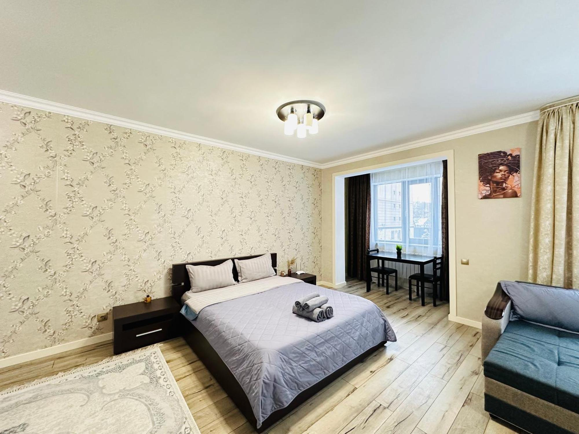 Апартаменти Vostochnyi Park Apartament In The Center Of Алмати Екстер'єр фото